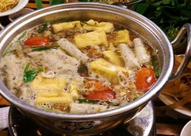 Lẩu riêu cua đồng